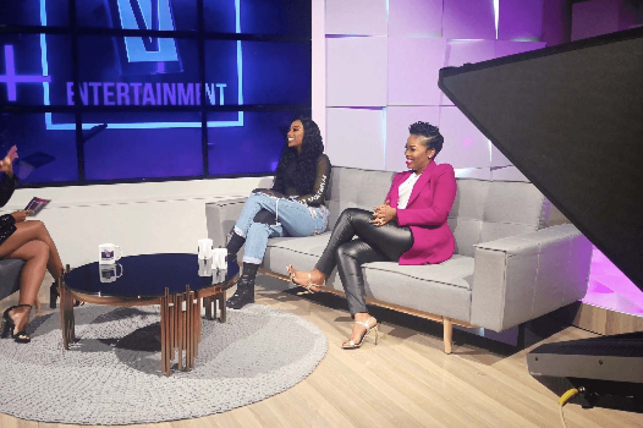 Hanging out with Ayanda MVP & Zinhle Ngwenya on V-Entertainment